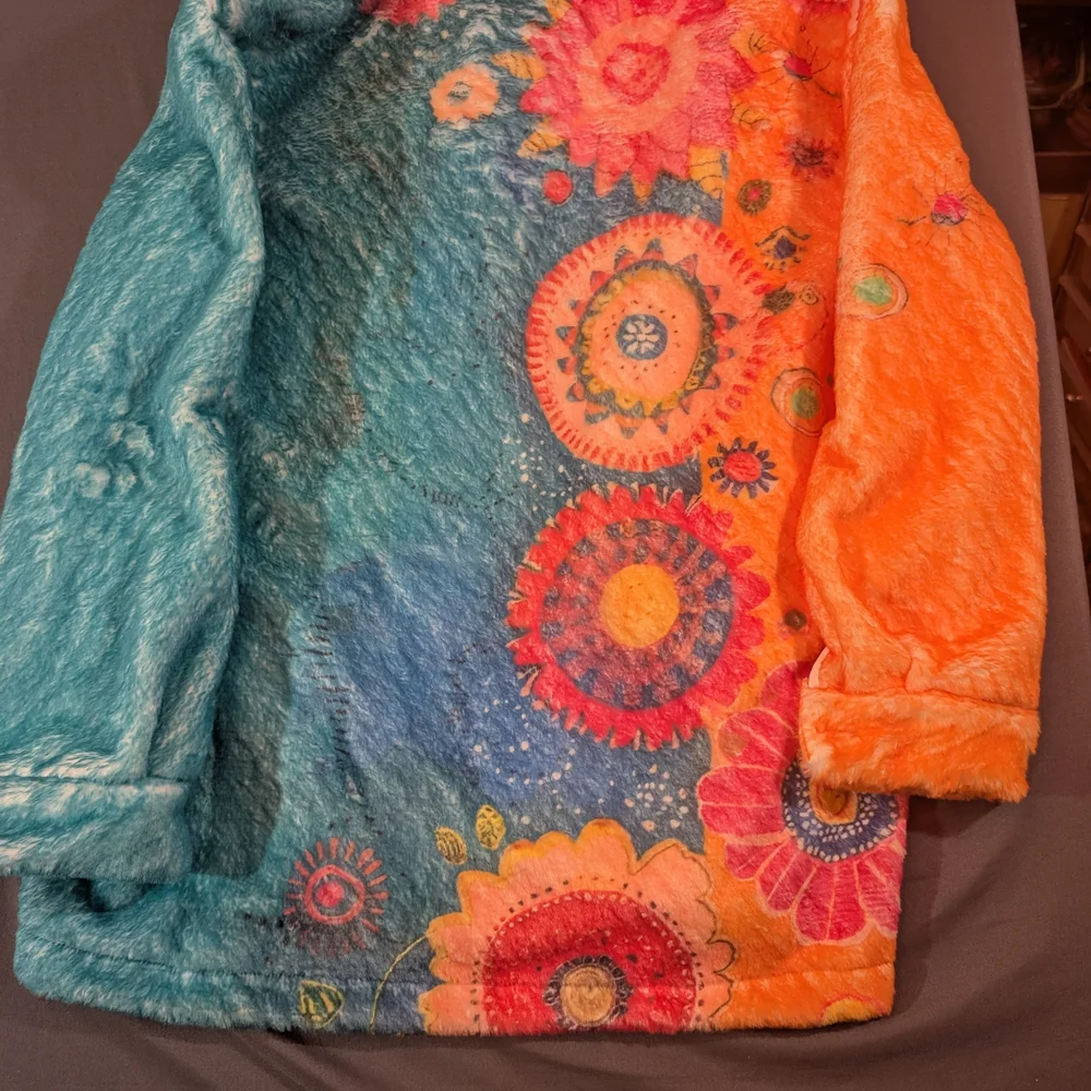 Colorful Fuzzy Floral Jacket Size M - Picture 5 of 5